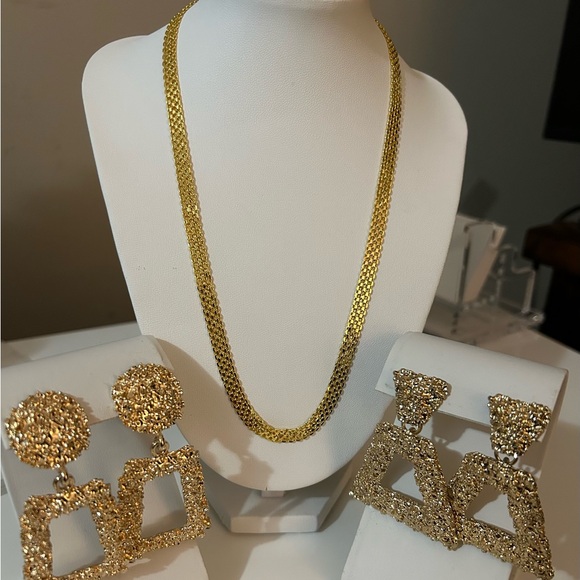 Jewelry Bundle - Picture 2 of 6